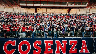 Cosenza Calcio, demA: «Noi vicini alla squadra e ai tifosi. Sia fatta giustizia per i rossoblù»