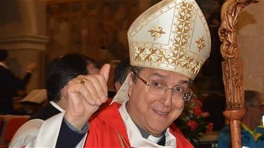Cassano, domani 6 agosto Monsignor Savino consacrerà sacerdote il diacono Giovanni Lattuca