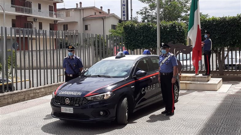 Tornano a Corigliano-Rossano per le vacanze: arrestati due ricercati