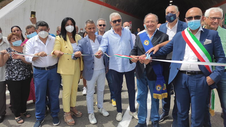 Acri, inaugurata questa mattina la galleria 