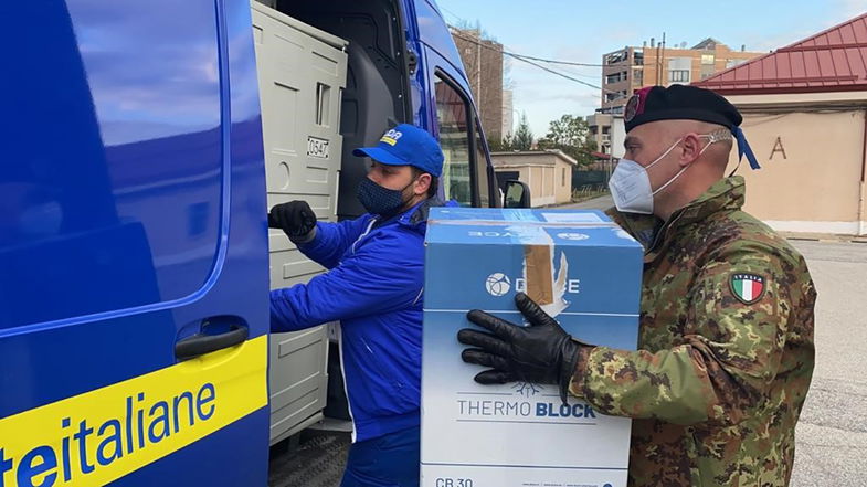 Domani in arrivo in Calabria altre 27.600 dosi del vaccino anti-covid Moderna 