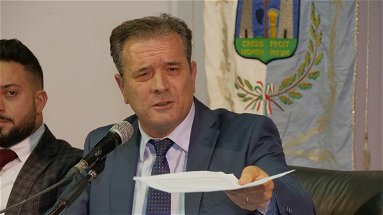 Crosia, gli auguri del sindaco Russo: «Che sia un anno scolastico normale»