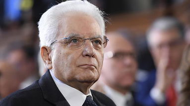 Mattarella domani in Calabria per inaugurare l’anno scolastico. Ecco le reazioni dei sindacati