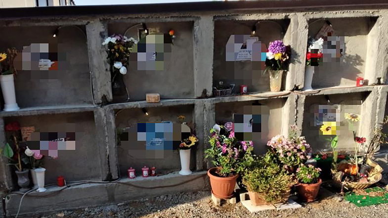 Smurra (Fna) e Colamaria (Udicon) denunciano: «Al cimitero Rossano 4 mesi per completare un loculo»