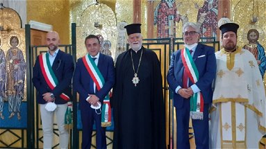 La comunità di Frascineto dona l’olio votivo per la festa patronale dei Santi Cosma e Damino