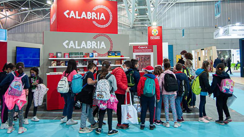 Salone del Libro di Torino, al via la prima serie di eventi allo stand della Regione Calabria