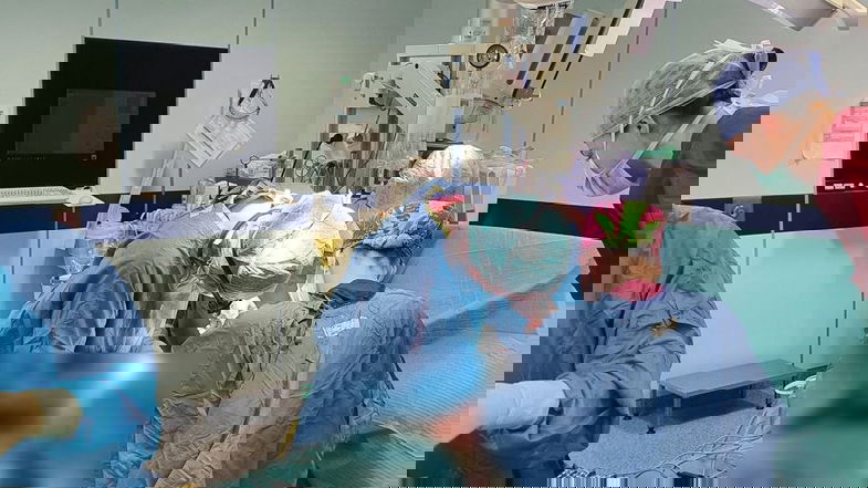 All’Annunziata nuova arma contro i tumori: chirurgia delle metastasi più sicura e precisa grazie a un colorante