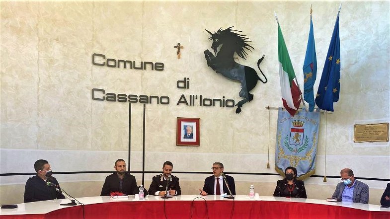 Cassano, visita di cortesia del Capitano Michele Ornelli al Palazzo di Città