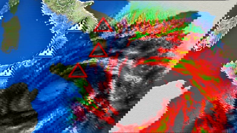Allerta meteo in Calabria, domani sarà elevato il rischio di alluvioni e pesanti perturbazioni