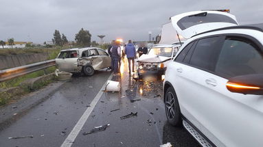 Corigliano-Rossano, ennesimo incidente sulla strada Statale 106