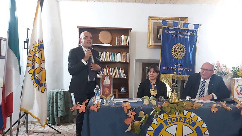 “Microcredito per autoimprenditorialità” è il tema affrontato dal Club Rotary Rossano Bisantium