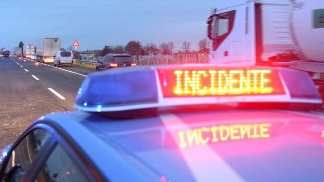 Incidente mortale sull'A2, perde la vita un 41enne: è di Rossano 