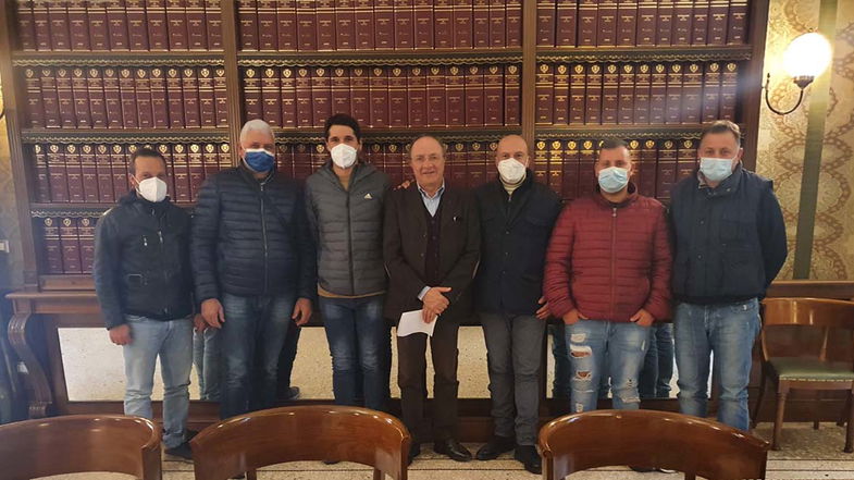 Cosenza, il Presidente della Porvincia Iacucci incontra una delegazione di allevatori 