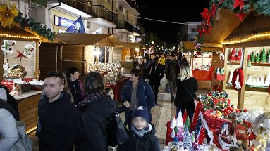 Natale a Crosia, l'emozione di tornare in piazza «ma in sicurezza»