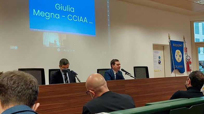 Varì incontra le associazioni di categoria: «Attuare una programmazione efficace»