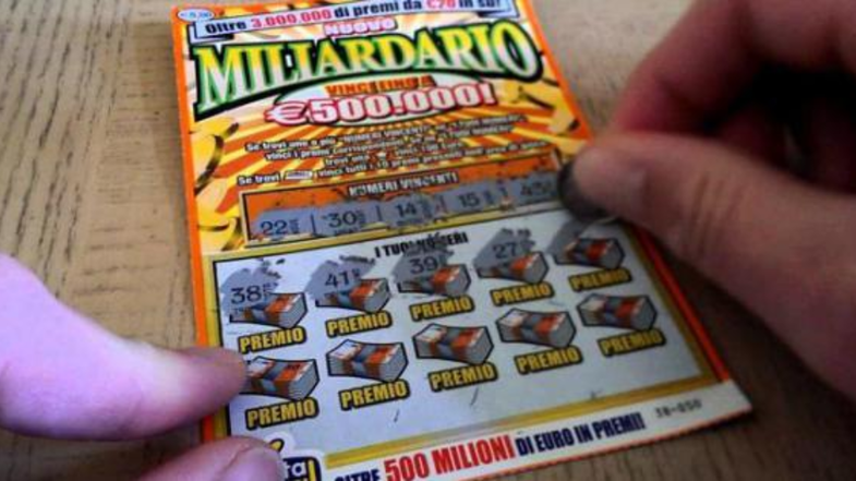 Corigliano-Rossano, vinti 300mila euro con