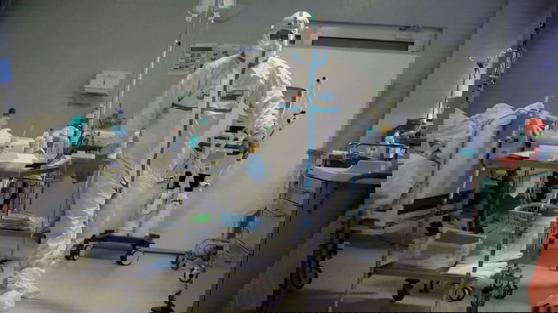 In Calabria il Covid non dà tregua: si registrano 5 nuovi ricoveri e 3 vittime