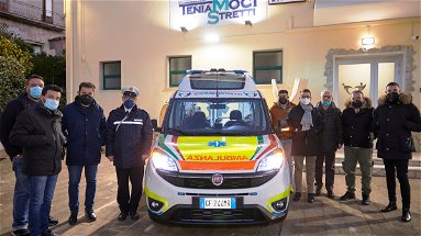 Nuova ambulanza di ultima generazione per la comunità di Paludi