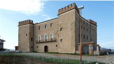 San Lorenzo del Vallo: il Castello feudale, testimonianza delle vicende storiche del Casale compiute anche tra rivolte e prepotenze
