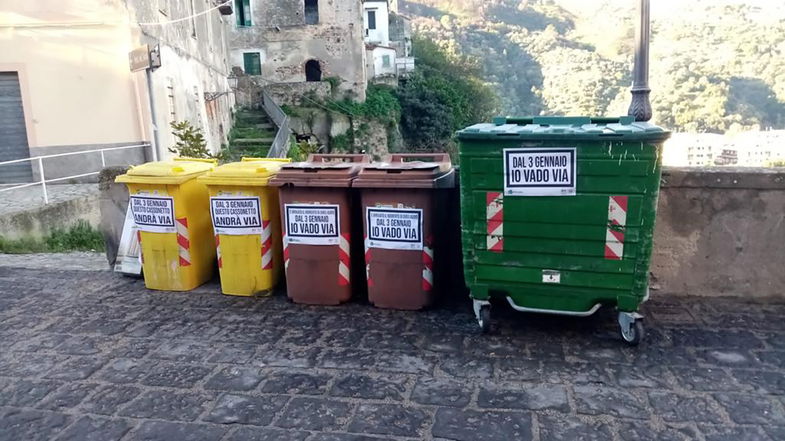 Co-Ro, via i cassonetti dal centro storico di Rossano: dal 3 gennaio parte il porta a porta spinto