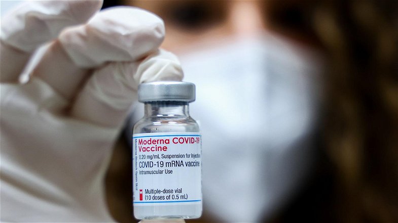 In Calabria arriveranno domani 50mila dosi di vaccino Moderna