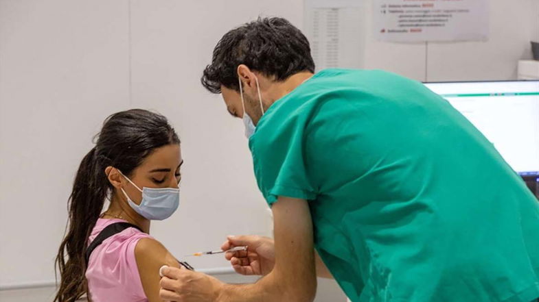 Open vax school day, apre alla fase 2: Vaccinare tutti gli studenti calabresi