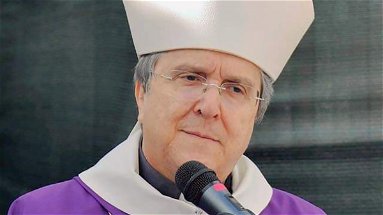 Incendio all’oratorio a Doria, Monsignor Savino: «Sono vicino all’intera comunità e al parroco»