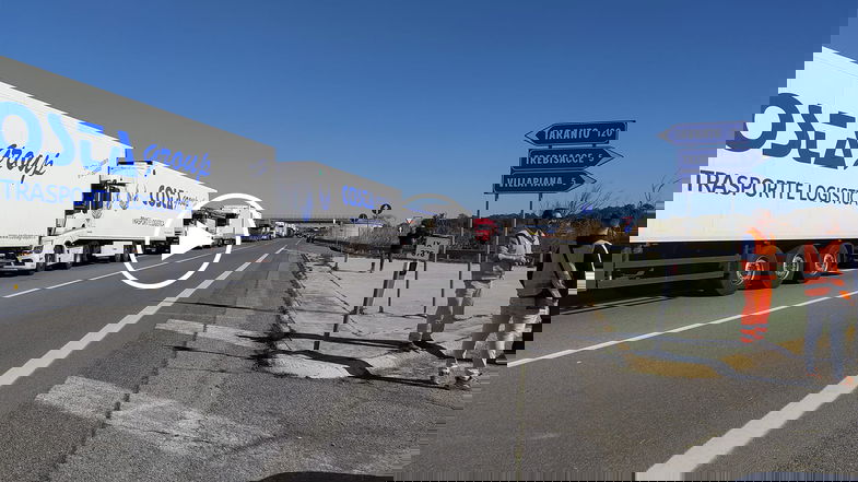 Sciopero autotrasportatori, Sibaritide paralizzata: forti rallentamenti sulla SS534 e sulla SS106 - VIDEO