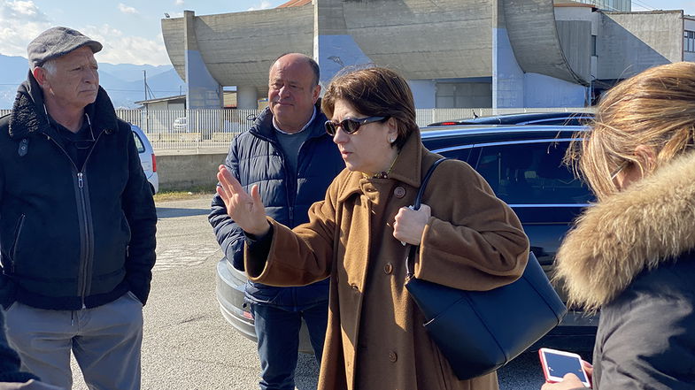 Caro gasolio, la senatrice Abate al porto di Corigliano-Rossano per sostenere la protesta dei pescatori 