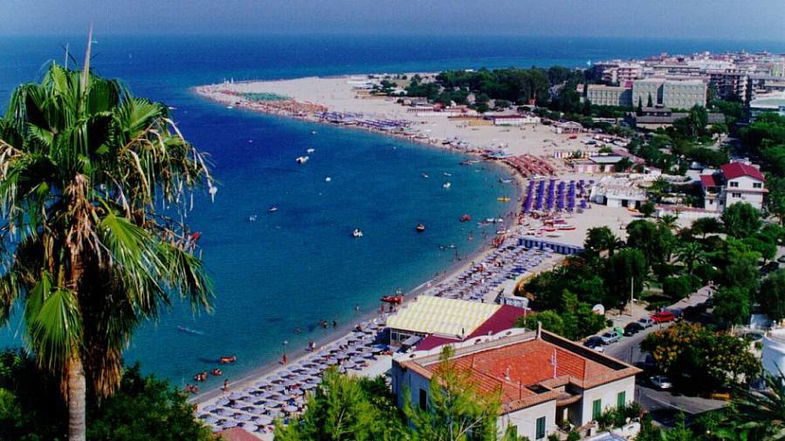 La regione Calabria finanzia 2 milioni di euro per i grandi eventi turistici e sportivi