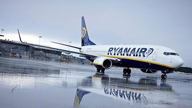 Per l'estate 2022 Ryanair punta tutto sulla Calabria: 92 i voli settimanali e 4 nuove rotte da Lamezia 