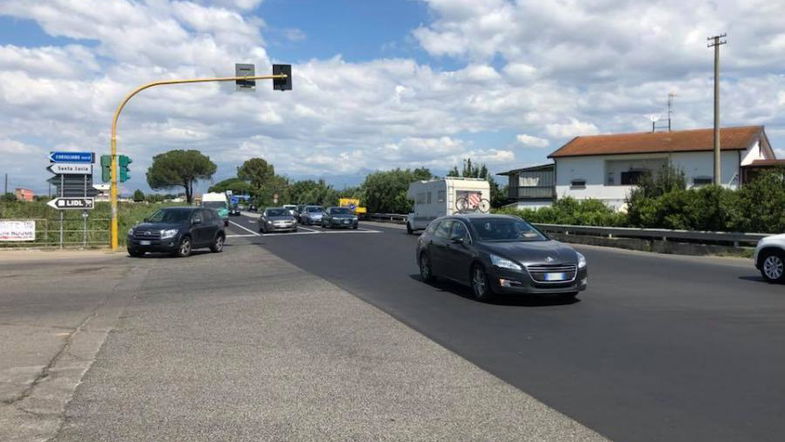 Statale 106, al via i lavori a Santa Lucia. Un'altra rotonda sulla strada della morte