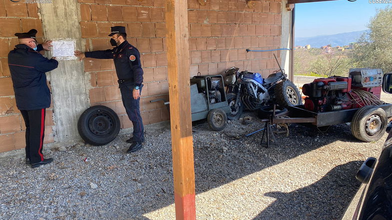 Sequestrata un'officina meccanica che era una vera e propria bomba ecologica