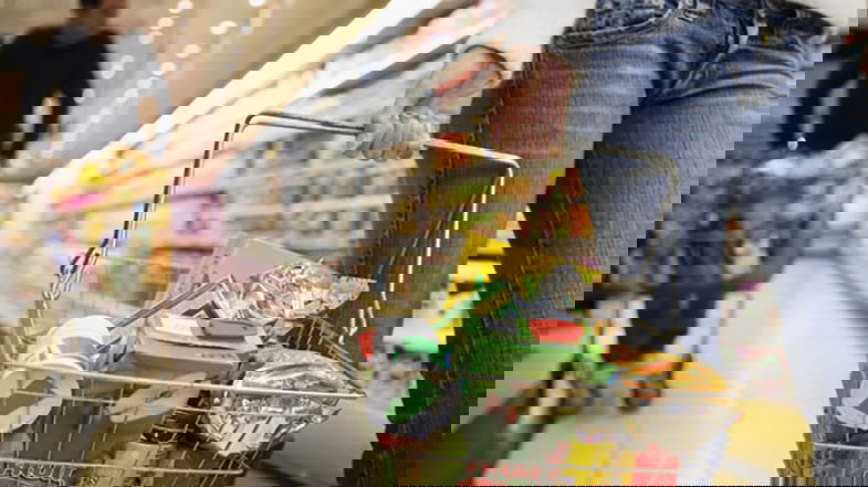 Bonus alimentare, a Co-Ro «sono stati discriminati i più deboli»