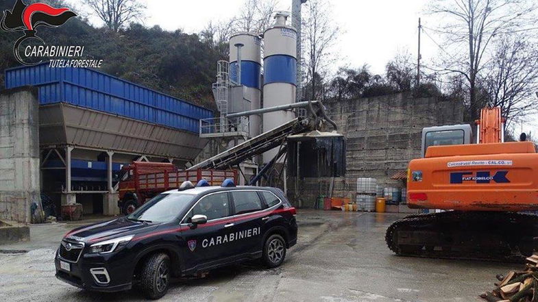 Sequestrato dai Carabinieri Forestale impianto di produzione di calcestruzzo 