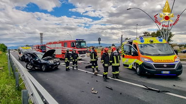 Ancora sangue sulla Strada Statale 106: due le vittime coinvolte in uno scontro frontale 