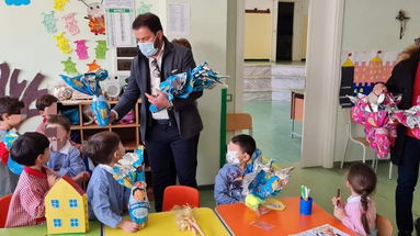 Paludi strappa sorrisi ed emana felicità: arriva l'uovo di pasqua per tutti i bambini