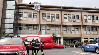 Operatori mensa ospedaliera, ancora proteste al 