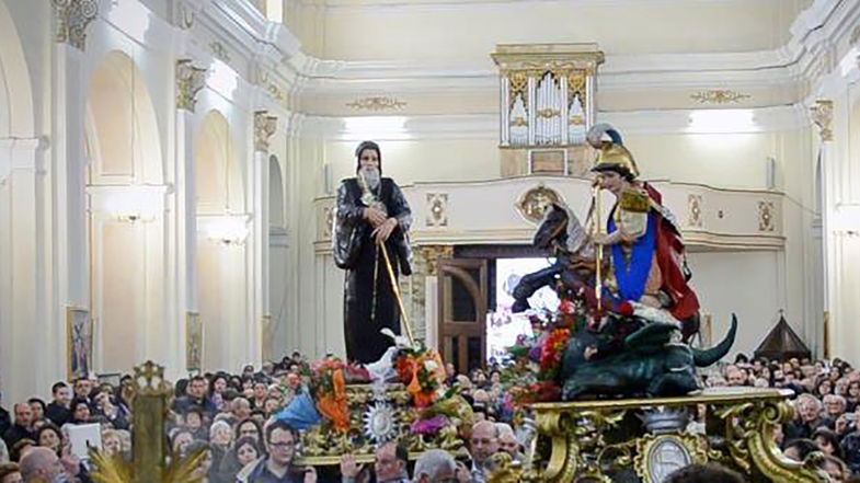  Dopo due anni di stop, Oriolo festeggia il Santo patrono San Giorgio con San Francesco da Paola