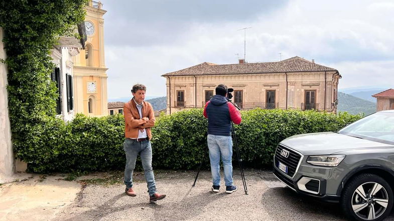 Le telecamere Tg2 per la rubrica 