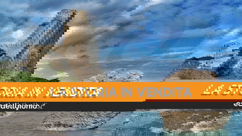 AAA vendesi castello vista mare che custodì la Sacra Sindone... Cose che succedono in Calabria