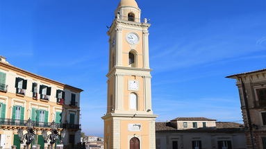 Domenica riapre la torre dell'orologio di Co-Ro. Ecco come prenotare una visita gratuita