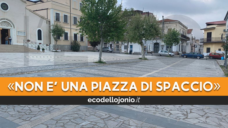 «Piazza Matteotti non è un abituale luogo di spaccio». Parola di Don Massimo Romano