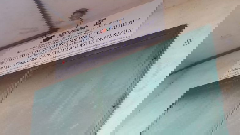 «Suola senza acqua da una settimana». L'ira dei genitori di contrada Ralla verso il Comune di Co-Ro