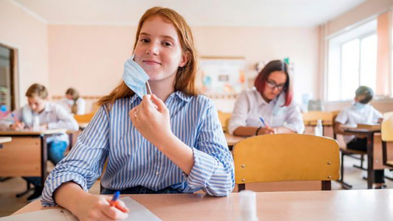 Stop alle mascherine in casse? La provocazione di Alboresi: «Spostiamo le scuole al ristorante»