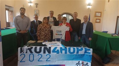 La lunga corsa di beneficenza da Morano a Reggio Calabria: al via Run4Hope 2022
