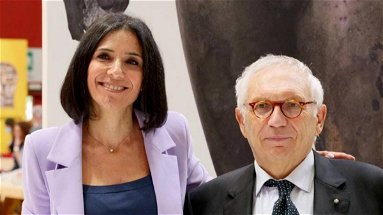 Il Ministro Bianchi visita lo stand della Calabria al Salone del Libro di Torino