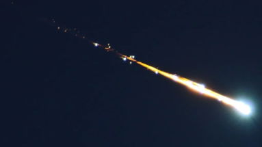 Stelle cadenti e frammenti di meteorite infuocati, spettacolo celeste la sera del 30 maggio 