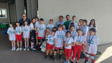 Piccoli atleti di Co-Ro conquistano il podio ai campionati regionali federali di pattinaggio