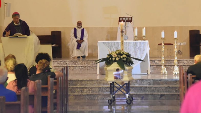 Mons. Savino celebra i funerali di Christian Satriani, giovane vittima dell'incidente mortale di Francavilla